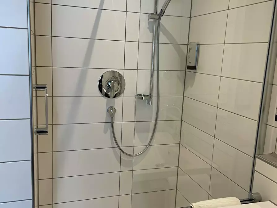 Immagine 10 di Appartamento in affitto  in Ulmer Straße a Stuttgart Rotenberg