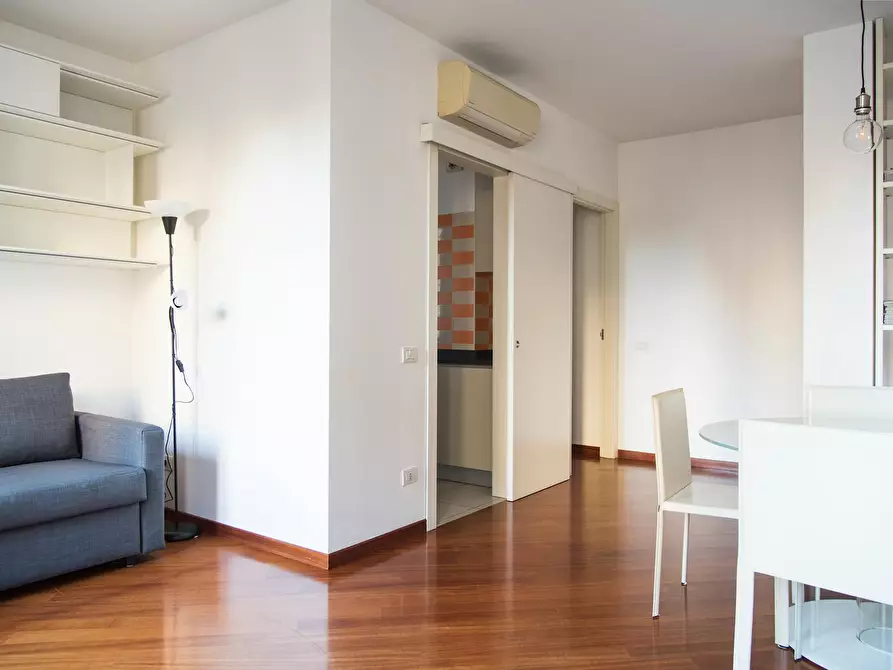 Immagine 9 di Appartamento in affitto  in Via Magolfa a Milano