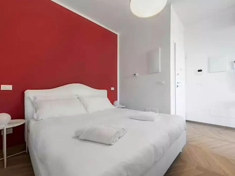 Immagine 5 di Appartamento in affitto  in Via Giuseppe Massarenti a Bologna