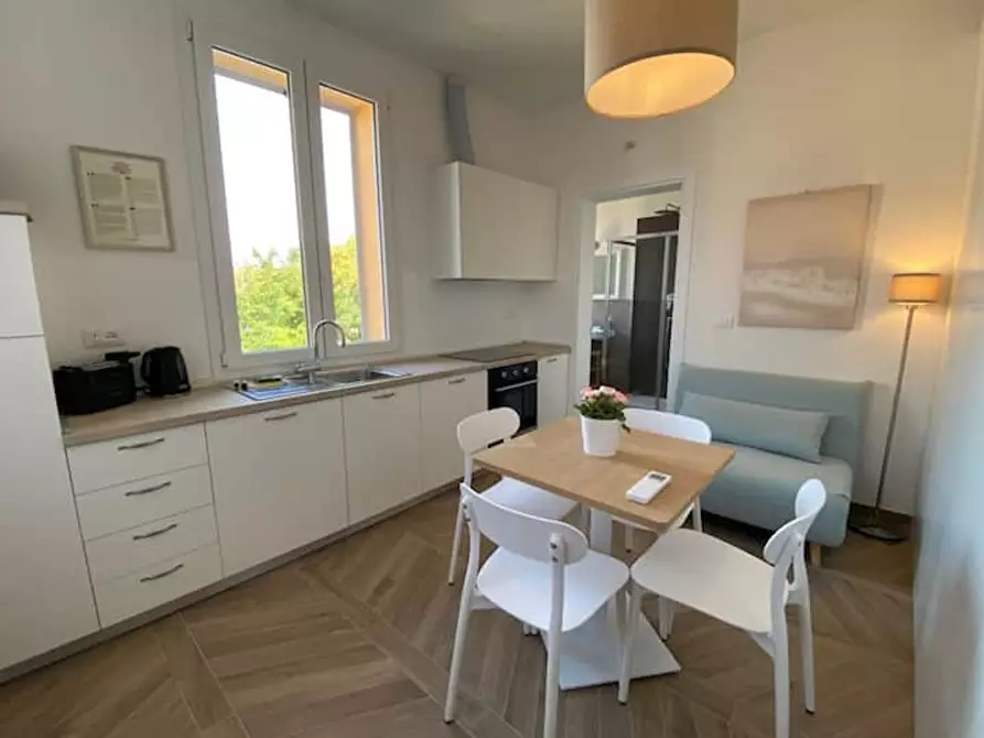 Immagine 4 di Appartamento in affitto  in Via Giuseppe Massarenti a Bologna