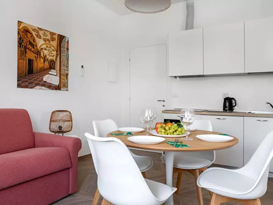 Immagine 6 di Appartamento in affitto  in Via Giuseppe Massarenti a Bologna