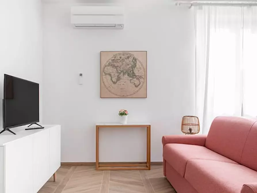 Immagine 5 di Appartamento in affitto  in Via Giuseppe Massarenti a Bologna