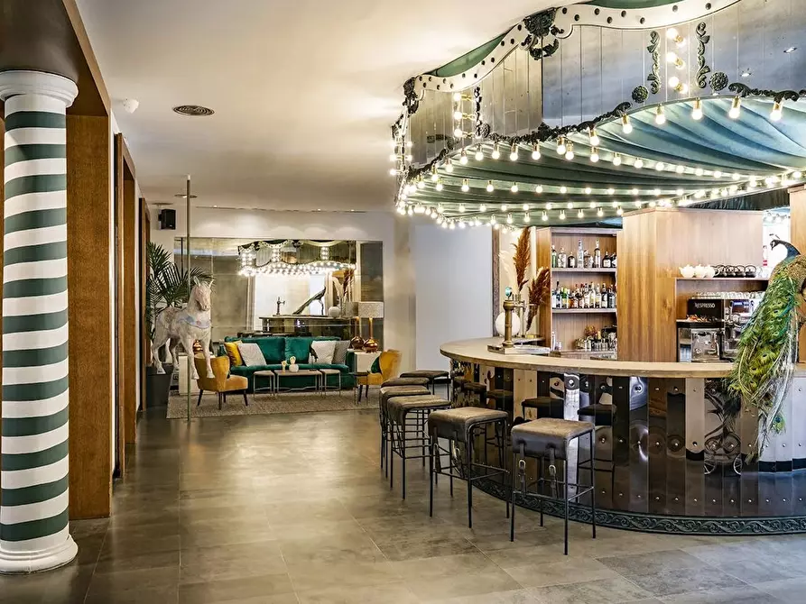 Immagine 7 di Camera in affitto  in Calle del Prado a Madrid