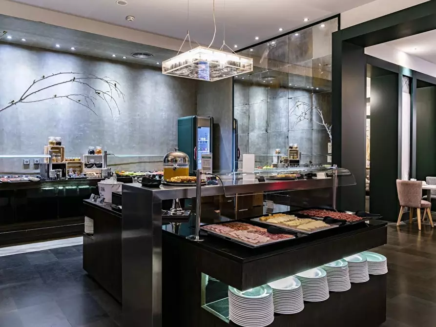 Immagine 9 di Camera in affitto  in Calle del Prado a Madrid