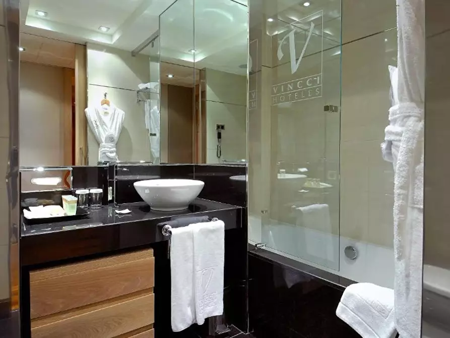 Immagine 5 di Camera in affitto  in Paseo de Zorrilla a Valladolid