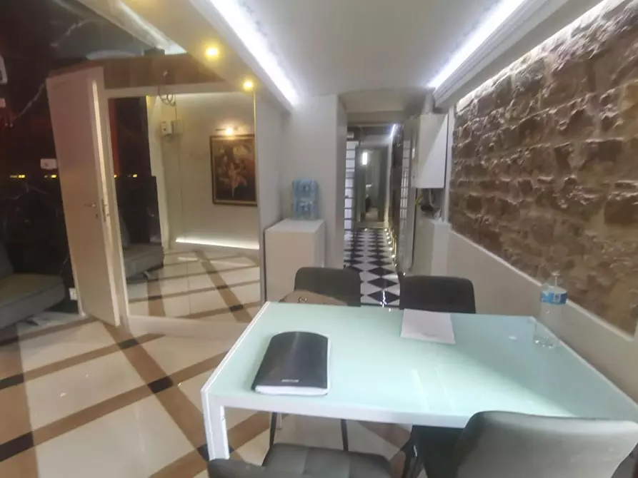 Immagine 10 di Camera in affitto  in Via Ghibellina a Firenze