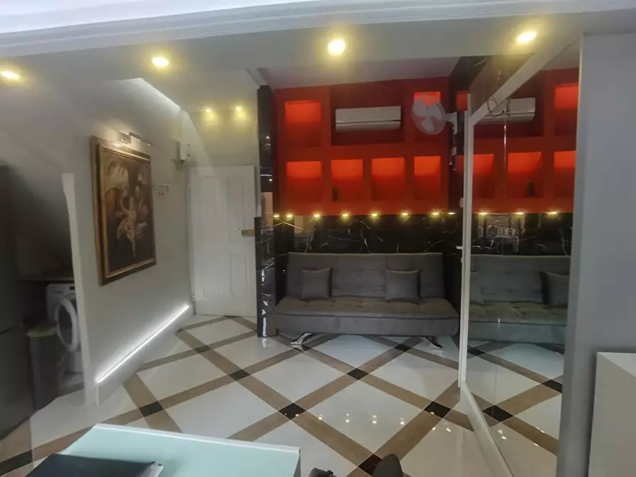 Immagine 7 di Camera in affitto  in Via Ghibellina a Firenze