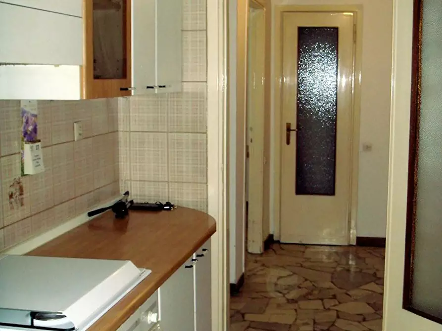 Immagine 8 di Camera in affitto  in Via Monte Sabotino a Paderno Dugnano