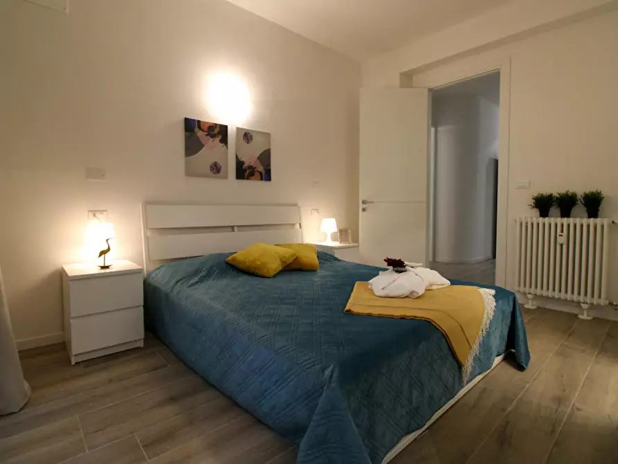 Immagine 10 di Camera in affitto  in Via Alessandro Menganti a Bologna