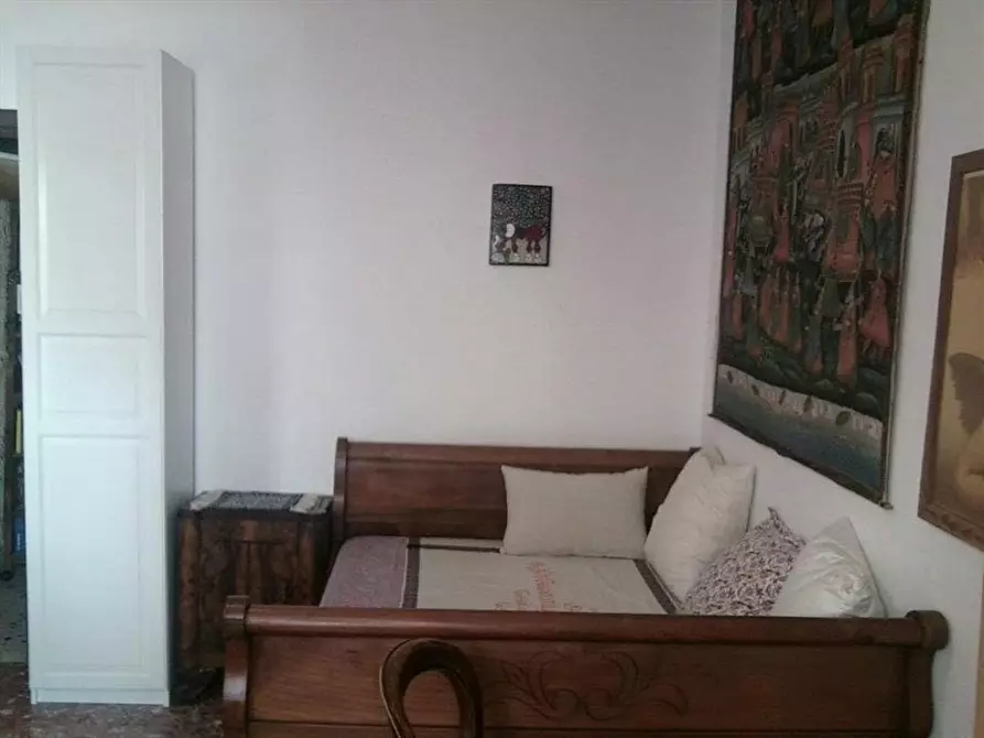 Immagine 2 di Camera in affitto  in Via Raffaele Balestra a Roma