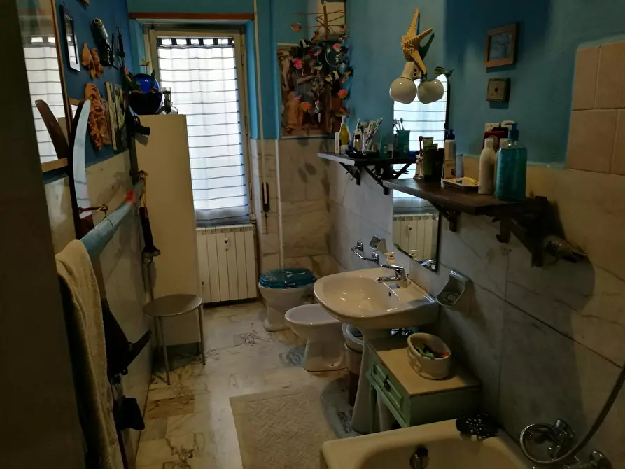 Immagine 5 di Camera in affitto  in Via Raffaele Balestra a Roma