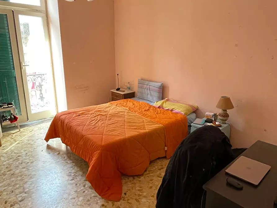 Immagine 1 di Camera in affitto  in Via Domenico Cirillo a Napoli