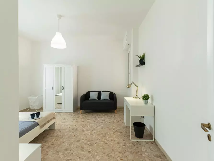 Immagine 3 di Camera in affitto  in Via Francesco Baracca a Firenze