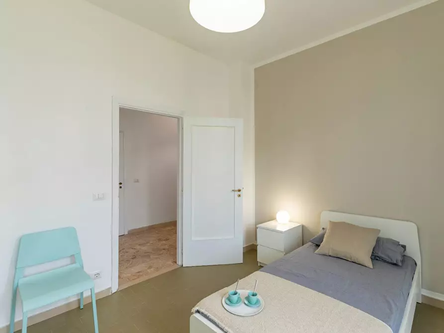 Immagine 2 di Camera in affitto  in Via Francesco Baracca a Firenze