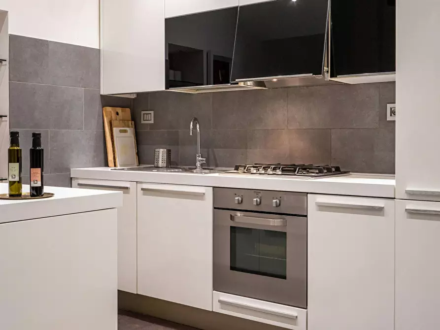 Immagine 8 di Appartamento in affitto  in Via Cenisio a Milano