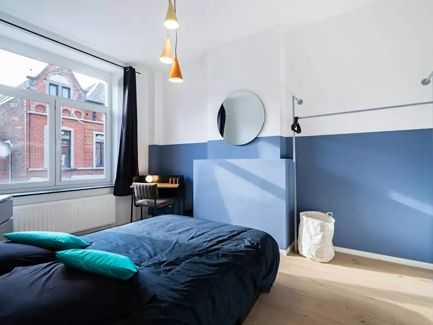 Immagine 2 di Camera in affitto  in Rue de l'Athénée a Charleroi