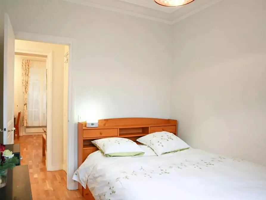 Immagine 6 di Appartamento in affitto  in Rue du Ranelagh a Paris 16