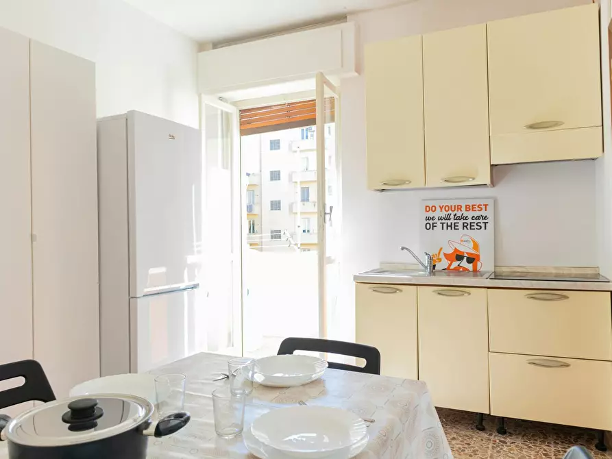 Immagine 7 di Camera in affitto  in Via Tiziano a Cagliari