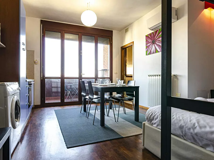 Immagine 1 di Appartamento in affitto  in Via Mario Musolesi a Bologna