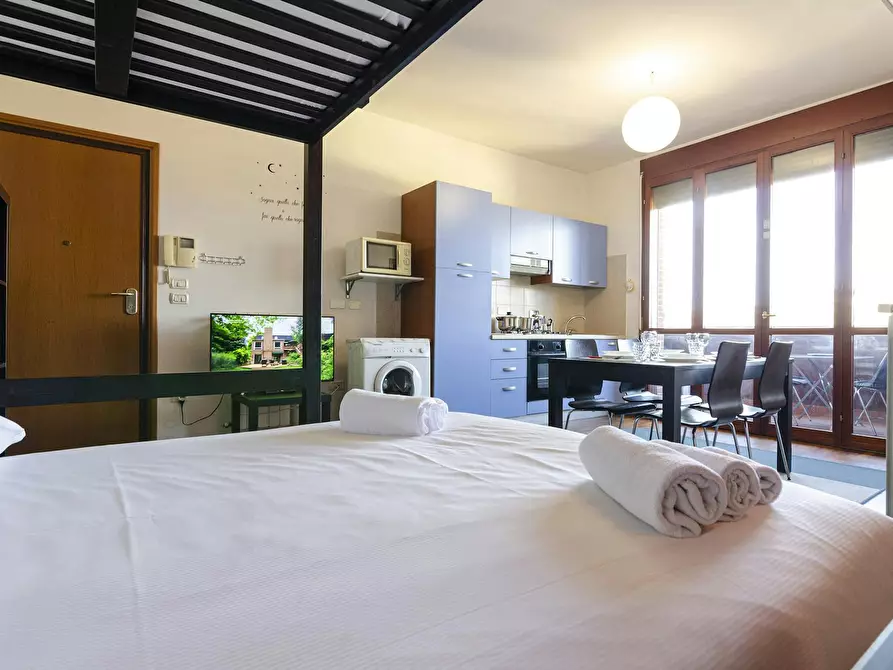 Immagine 5 di Appartamento in affitto  in Via Mario Musolesi a Bologna