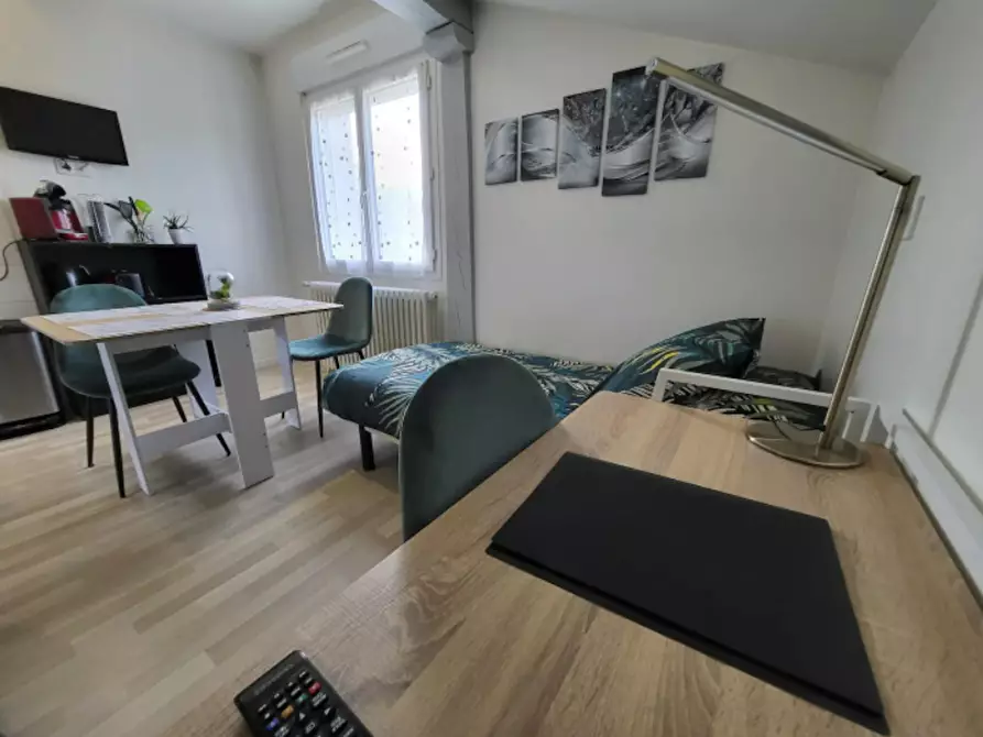Immagine 5 di Appartamento in affitto  in Avenue du Haut-Lévêque a Pessac