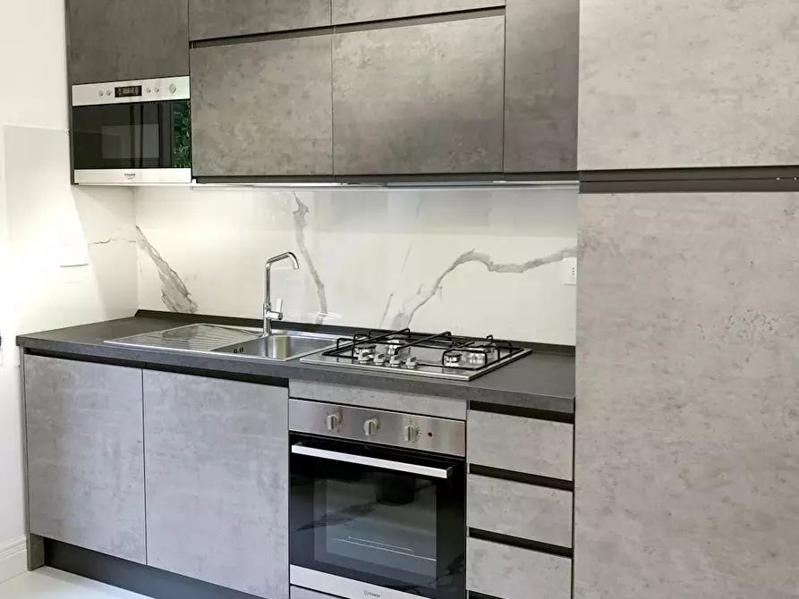 Immagine 6 di Camera condivisa in affitto  in Viale Aleardo Aleardi a Firenze