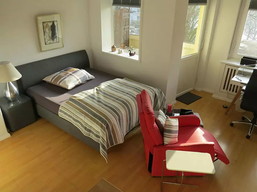 Immagine 2 di Appartamento in affitto  in Neue Kantstraße a Berlin