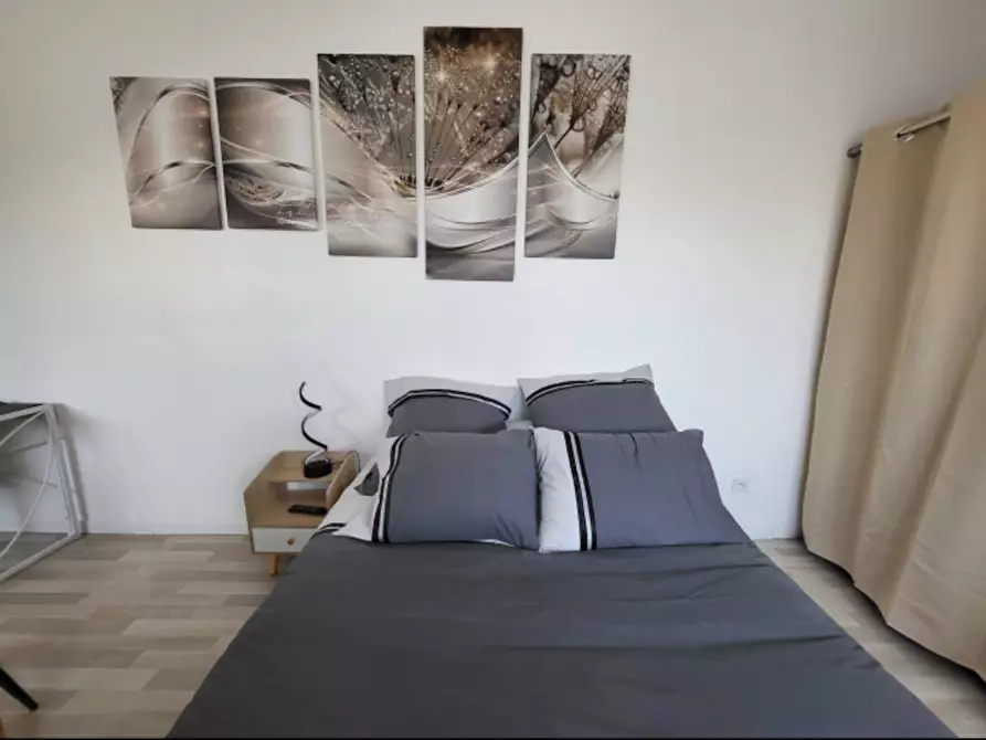 Immagine 3 di Appartamento in affitto  in Avenue du Haut-Lévêque a Pessac