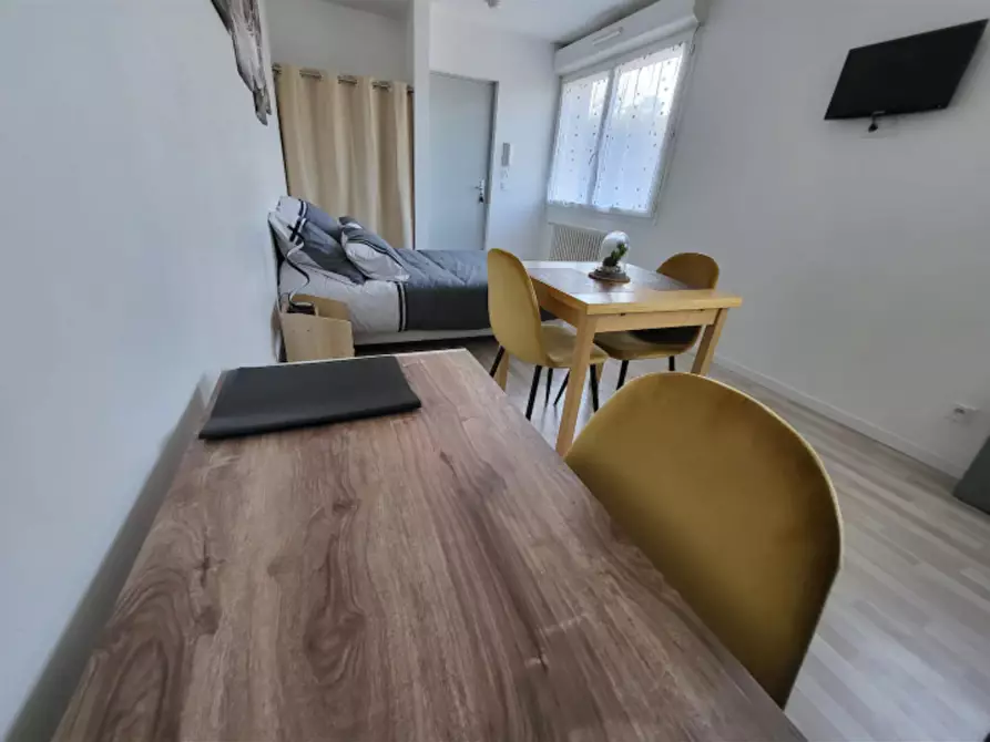 Immagine 10 di Appartamento in affitto  in Avenue du Haut-Lévêque a Pessac