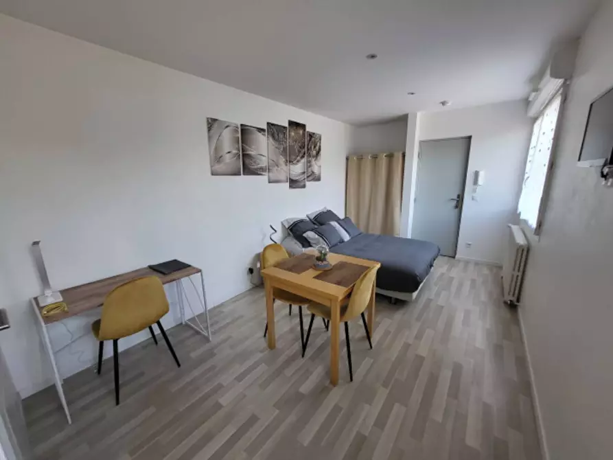 Immagine 2 di Appartamento in affitto  in Avenue du Haut-Lévêque a Pessac