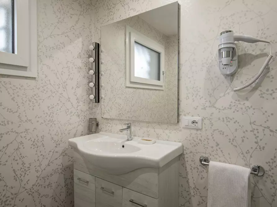 Immagine 10 di Appartamento in affitto  in Via Prenestina a Roma