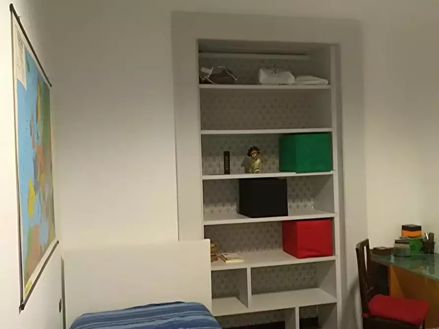 Immagine 2 di Camera in affitto  in Via Ventaglieri a Napoli