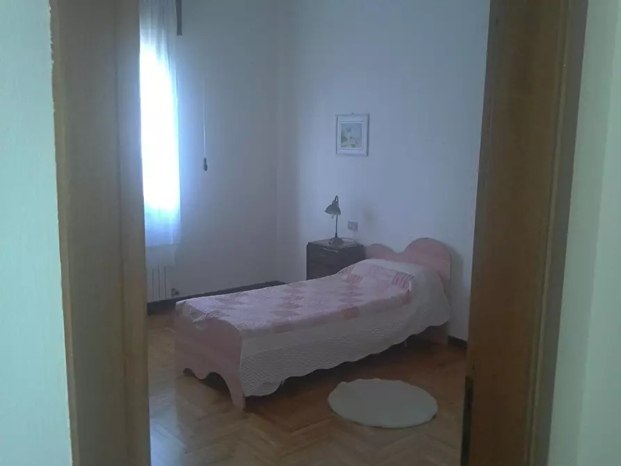 Immagine 6 di Camera in affitto  in Viale Astichello a Vicenza
