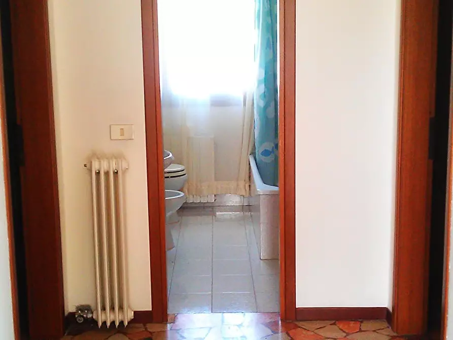 Immagine 3 di Camera in affitto  in Viale Astichello a Vicenza