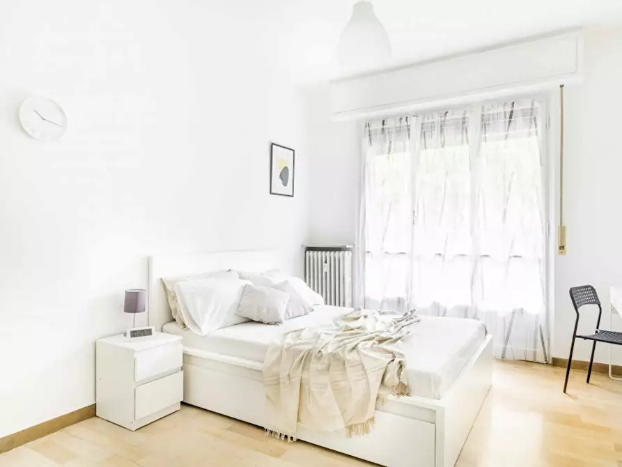 Immagine 1 di Camera in affitto  in Via degli Astri a Milano