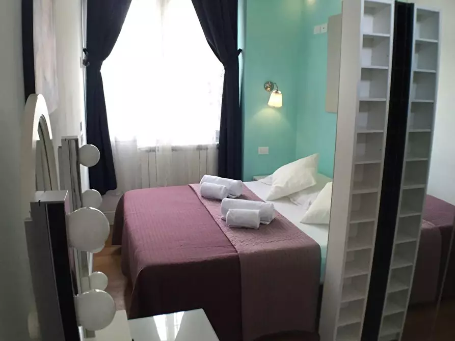 Immagine 3 di Camera in affitto  in Via San Zanobi a Firenze