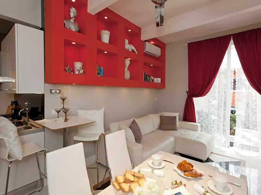 Immagine 6 di Camera in affitto  in Via San Zanobi a Firenze