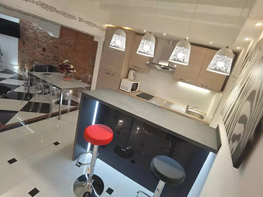 Immagine 2 di Camera in affitto  in Via delle Belle Donne a Firenze