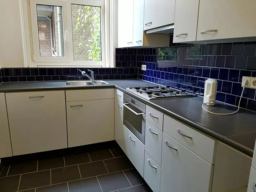 Immagine 4 di Camera in affitto  in Beukelsweg a Rotterdam