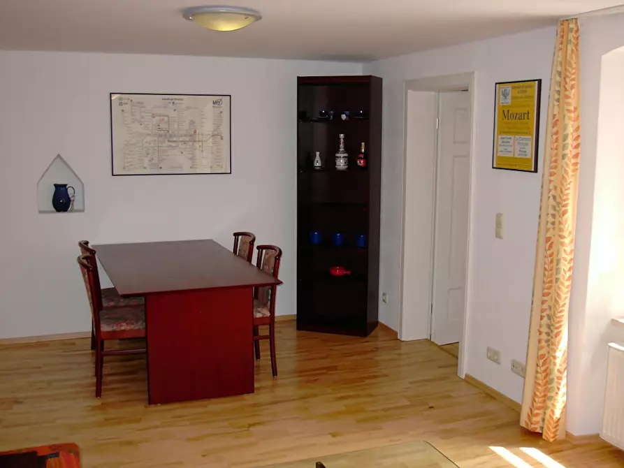 Immagine 4 di Casa indipendente in affitto  in Tal a München