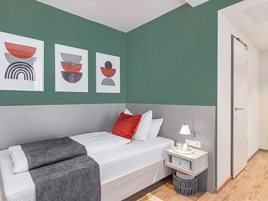 Immagine 9 di Appartamento in affitto  in Clarita-Bernhard-Straße a München