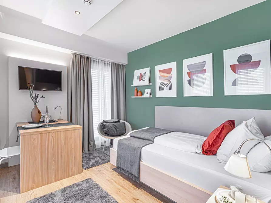 Immagine 1 di Appartamento in affitto  in Clarita-Bernhard-Straße a München