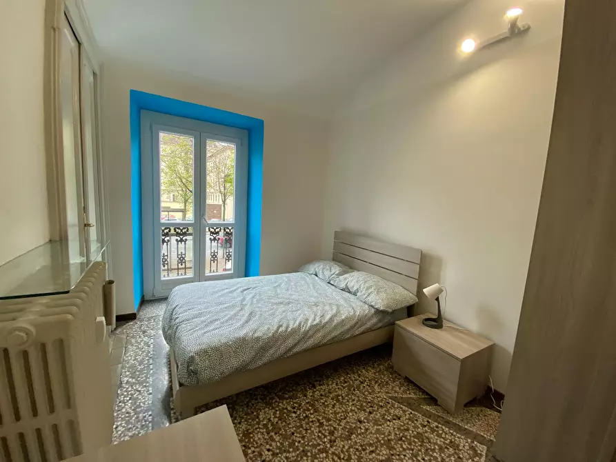 Immagine 4 di Camera in affitto  in Corso Re Umberto a Torino