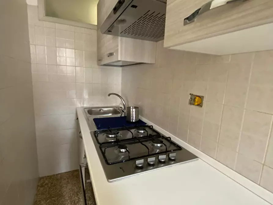 Immagine 9 di Camera in affitto  in Corso Re Umberto a Torino