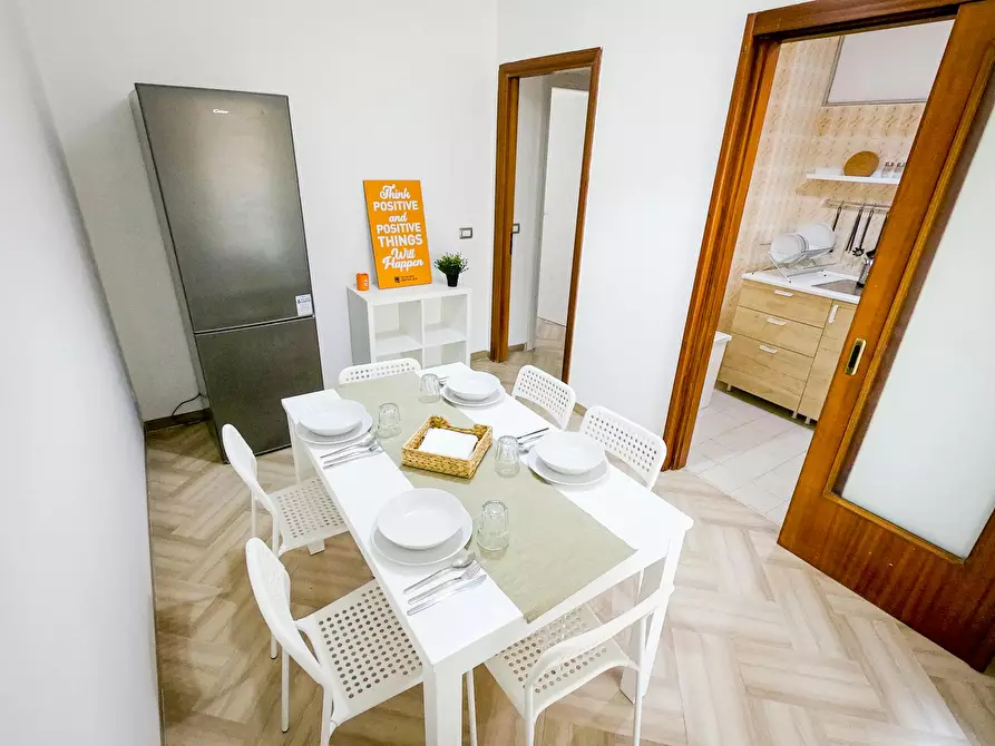 Immagine 2 di Camera in affitto  in Via Giulio Petroni a Bari