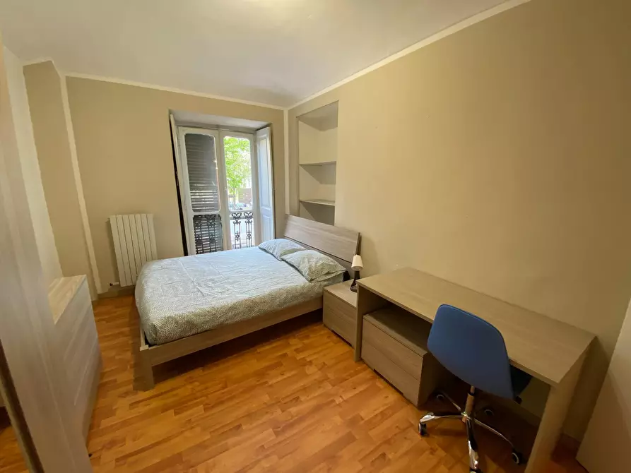 Immagine 2 di Camera in affitto  in Corso Re Umberto a Torino
