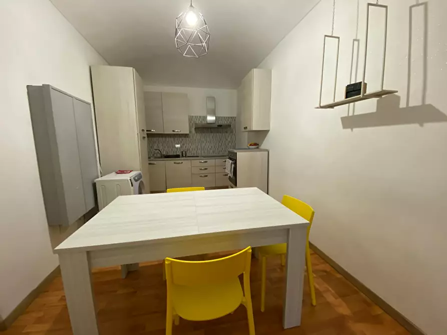 Immagine 4 di Camera in affitto  in Corso Re Umberto a Torino