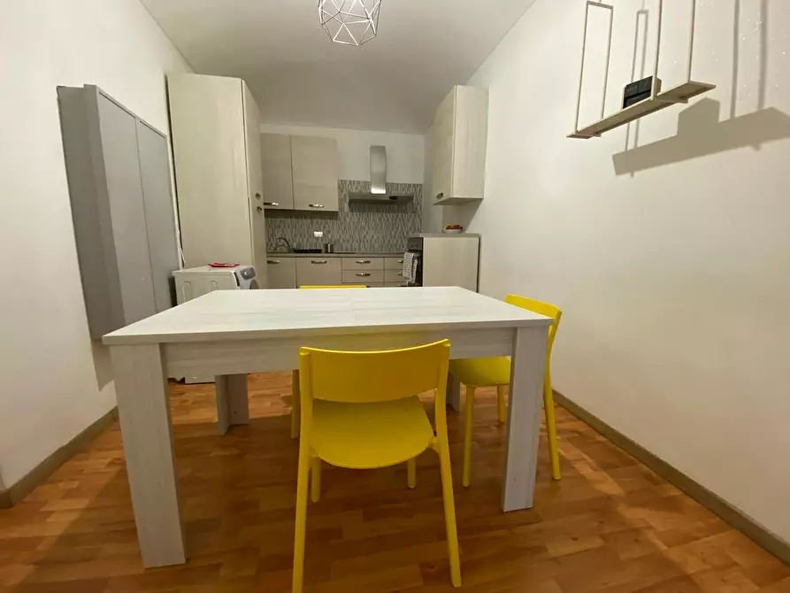 Immagine 4 di Camera in affitto  in Corso Re Umberto a Torino