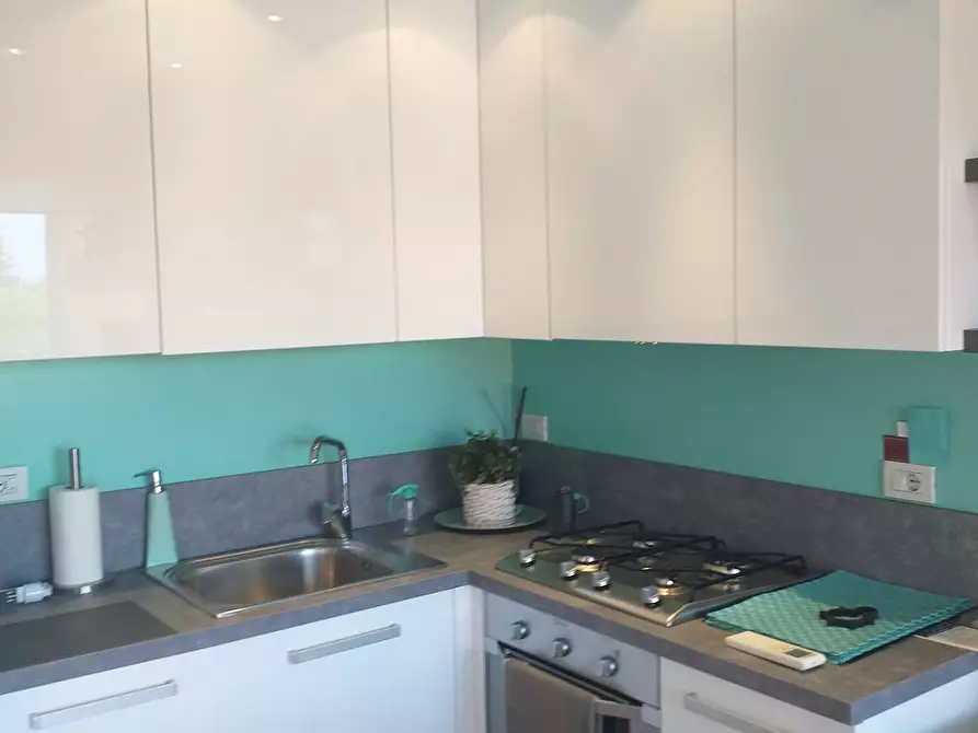 Immagine 3 di Camera in affitto  in Via Papa Giovanni XXIII a Desenzano Del Garda