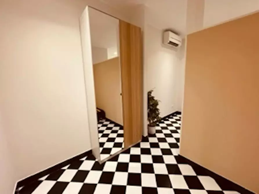 Immagine 10 di Appartamento in affitto  in Via Chioggia a Milano